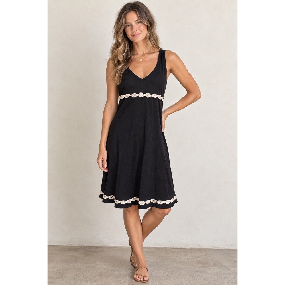 Pearl Women Black Sleeveless V-Neck Mini Dress Crochet Lace Trim Size S NEW